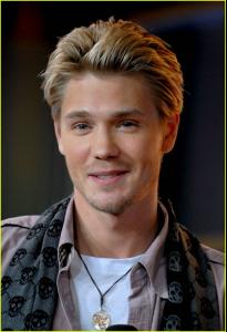 chad_michael_murray_trl_02.jpg