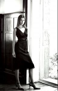 AurelieClaudel_adMassimoDutti05.jpg