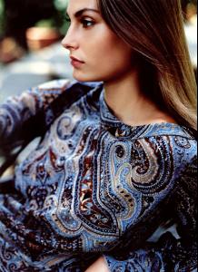 AurelieClaudel_adMassimoDuttiFW20012002_06.jpg