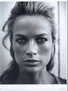carolyn09an8.jpg