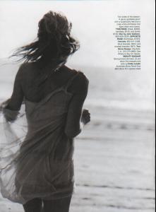 carolyn_murphy_ph.peter_lindbergh_harper__s_bazaarUS_may2006_6.jpg