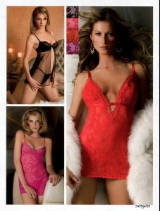 Zeitgeist_ISC_VS2004_Christmas_p44_Group_GiseleLindaV.jpg