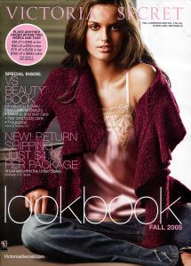 Zeitgeist_ISC_VS2005_FallLookBook_V2_Izabel.jpg