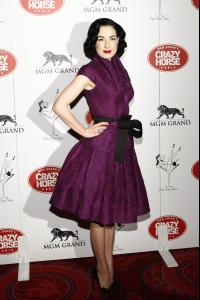59740_Dita_Von_Teese_2008_03_06___MGM_Grand2s_Crazy_Horse_Paris_Las_Vegas_122_164lo.jpg