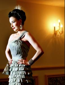 16748_Celebutopia_Dita_von_Teese_poses_for_photographers_during_a_photocall_in_Vienna_02_122_448lo.jpg