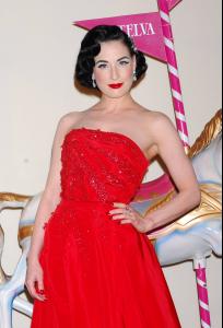 K5DH96A3PC_celebutopia_Dita_Von_Teese___Telva_Fashion_Awards_241007_01.jpg