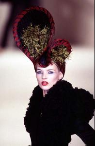 kate_Phillip_Treacy_Fall_1996_Haute_Couture.jpg