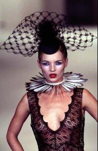 kate_Phillip_Treacy_Fall_1996_Haute_Couture3.jpg