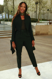 celeb-city.org_Naomi_Campbell_MET_005.jpg