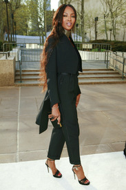 celeb-city.org_Naomi_Campbell_MET_007.jpg