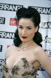 003-Dita_Von_Teese_kerrang_awards_party_celebutopia_CD2005.jpg