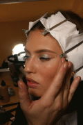 th_e4e02233250069.gif