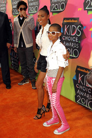 jadapinkettsmithnickelodeons23rdannualkidschoiceawardstikipetercelebritycity016.jpg