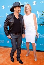 Preppie_FaithHillat45thAnnualACMAwards29.jpg