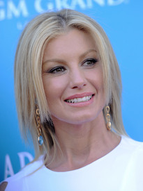 Preppie_FaithHillat45thAnnualACMAwards33.JPG