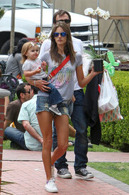 100426Z1_AMBROSIO_B_GR_07.jpg