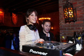 Alexa_Chung_LOFT_Launches_Style_Studio_NYC_04_14_2010_006.jpg