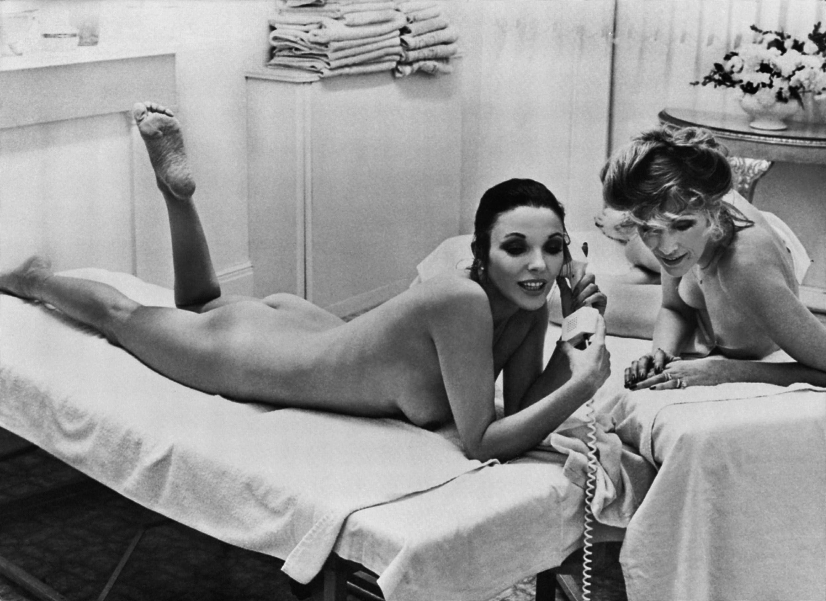 Joan collins nude
