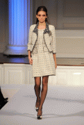 th_c2371975093583.gif