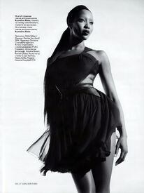 NaomiCampbellbyWillyVanderperreVogueRussia_06.jpg