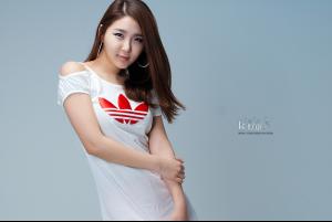 Bang_Eun_Young_Adidas_01.jpg