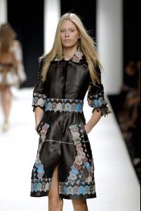 15339_celebrity_city_Trend_Les_Copains_Milian_Fashion_Show_53_123_361lo.jpg