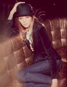 WGGLOOKBOOK_Page_13.jpg