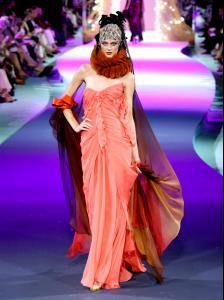 67935_fw2003ctr_ChristianLacroix_06_122_847lo.jpg