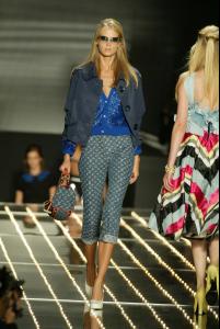 21189_vuitton_ss_05_02_122_543lo.jpg