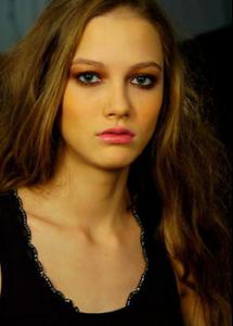 MoniqueLhuillier10.jpg