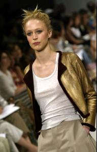 IsaacMizrahiFW2004_05_24.jpg