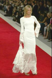 18950_chanel_ss_05_01_122_488lo.jpg