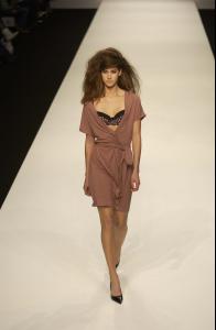 92803_PPQ_London_S_S_05_Celebrity_City_FS_388_123_104lo.jpg