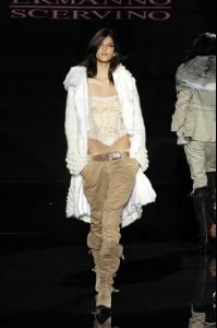 18361_ERMANNO_SCERVINO_Fall_2004_00010.jpg