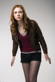 KarenGillanDoctorWhoPromoPicsHQx2smalltags2.jpg