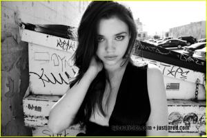 india_eisley_tyler_shields_01.jpg