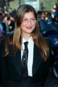 Laetitia_Casta_Corsica_Young__49_.jpg