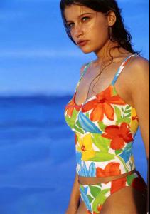Laetitia_Casta_Victoria_s_Secret_Swimwear__98_.jpg