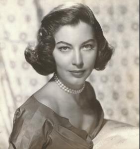 34553_ava_gardner_the_celebrity_city_3726_122_698lo.jpg
