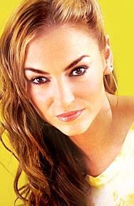 drea_dematteo_neon_hitch_400_082708.jpg