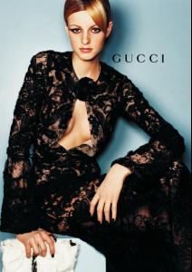 gucci_fall_1999__4_.jpg