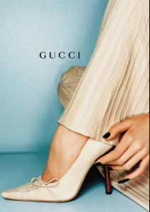 gucci_fall_1999__7_.jpg