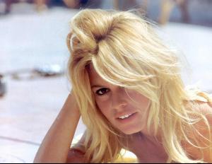Brigitte_Bardot_638.jpg