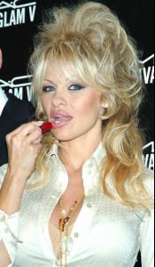 Pamela_Anderson_sexy_208625.jpg