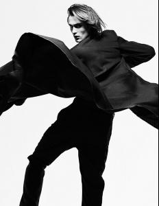 10_Dior_Me_Richard_Pier_Petit1.jpg