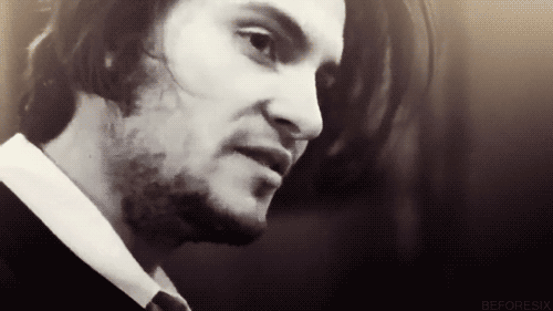 tumblr_lk7vcoIgR71qgosfeo1_500.gif