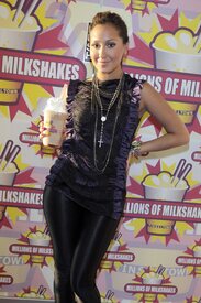 celebrity-paradise.com-The_Elder-Adrienne_Bailon_2009-11-06_-_visits_Millions_of_Milkshakes_in_LA_0487.jpg