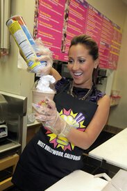 celebrity-paradise.com-The_Elder-Adrienne_Bailon_2009-11-06_-_visits_Millions_of_Milkshakes_in_LA_6320.jpg