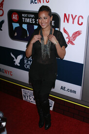 celebrity-paradise.com-The_Elder-Adrienne_Bailon_2009-11-17_-_American_Eagle_Outfitters_flagship_store_preview_party_358.jpg