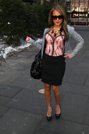 celebrity-paradise.com-The_Elder-Adrienne_Bailon_2010-02-15_-_Tracy_Reese_Show_at_MBFW_in_NY_088.jpg